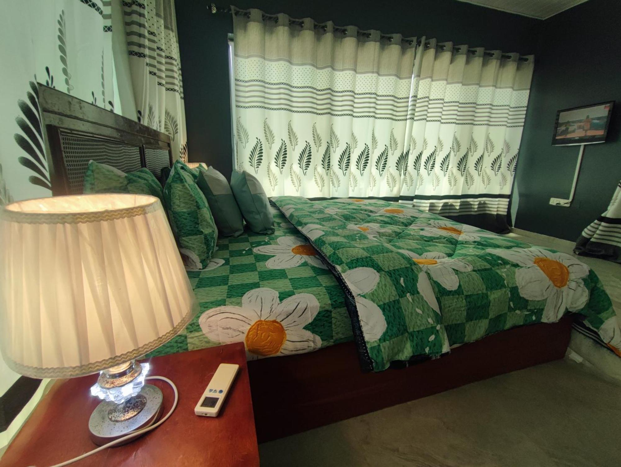 阿克拉 Ellisa Hospitality And Spa酒店 外观 照片